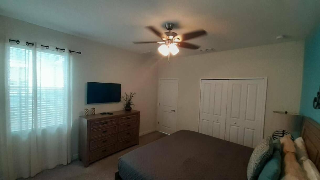 Lovely Vacation With Private Pool Cg1646 Davenport